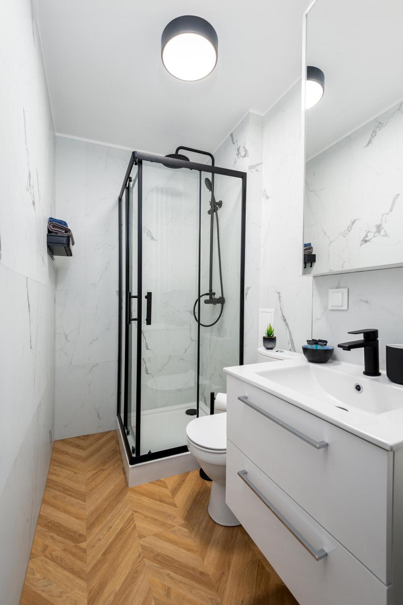 Kairos Apartments - Valdi - Darmowy Parking, Widok Na Spodek, Scisle Centrum, Katowice Buitenkant foto